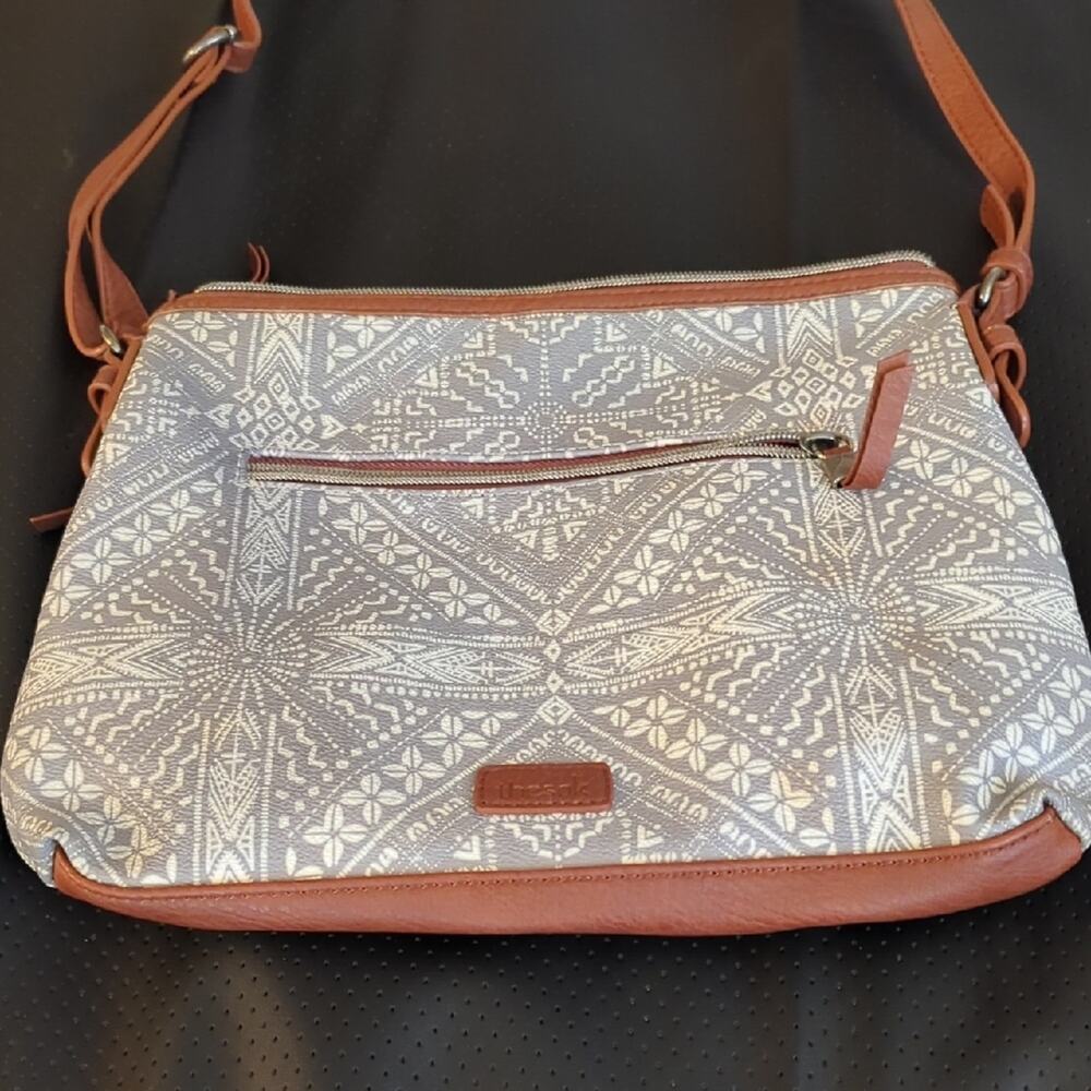 Printed Crossbody Bag Gray & White Geometric |‎ Faux Leather Trim Boho Purse